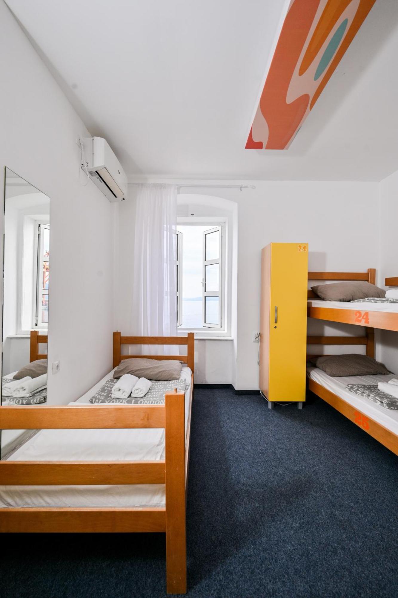 Hostel Fun Rijeka Zimmer foto